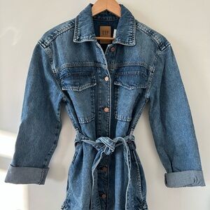 GAP Denim Shirt Jacket in Classic Blue